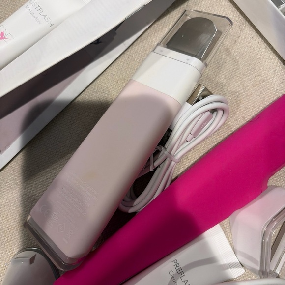 dermaflash dermapore pore extractoe and serum infuser new - Picture 12 of 15